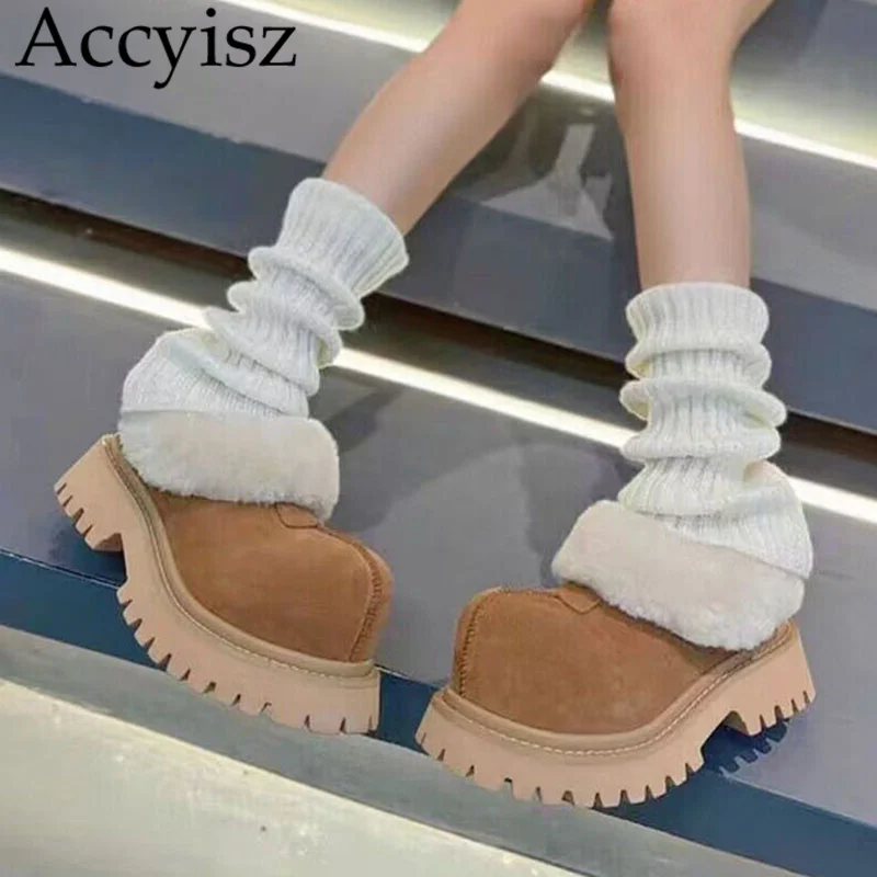 Winter Thick Bottom Wool Linging Snow Boots Women Suede Round Toe Belt Buckle Platform Fur Short Boots Retro Casual Ankle Botas
Winter Thick Bottom Wool Linging Snow Boots Women Suede Round Toe Belt Buckle Platform Fur Short Boots Retro Casual Ankle Botas