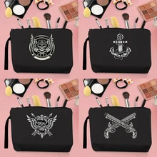 2022 Women Bag Cosmetic Bag Trendy Cool Skull Pattern Printing Cosmetics Outdoor Commuting Travel Canvas Black Storage Hand Bag
2022 Women Bag Cosmetic Bag Trendy Cool Skull Pattern Printing Cosmetics Outdoor Commuting Travel Canvas Black Storage Hand Bag