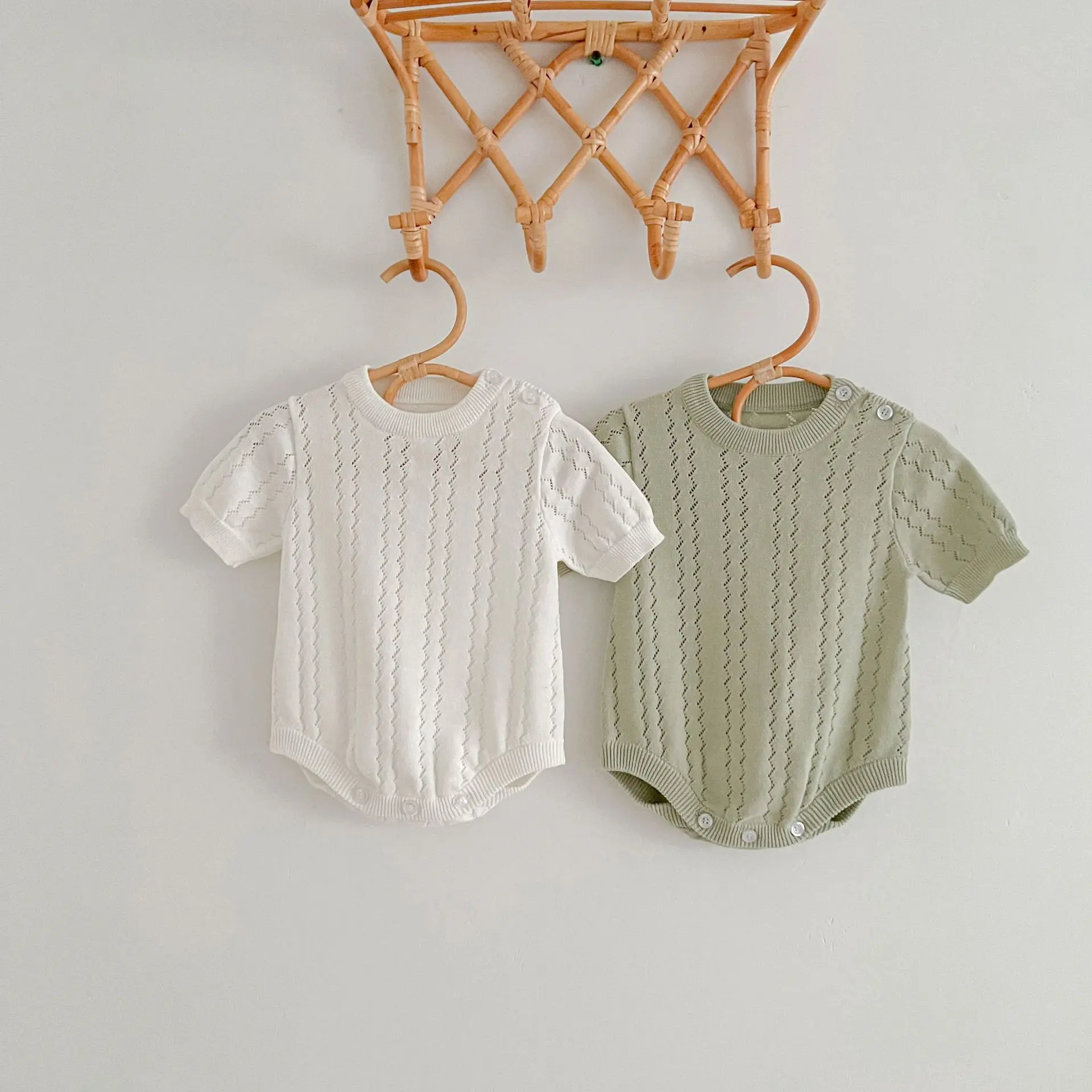 2023 Summer New Baby Girl Short Sleeve Knit Bodysuit Newborn Toddler Hollow Breathable Clothes Infant Girl Cotton Jumpsuit
2023 Summer New Baby Girl Short Sleeve Knit Bodysuit Newborn Toddler Hollow Breathable Clothes Infant Girl Cotton Jumpsuit