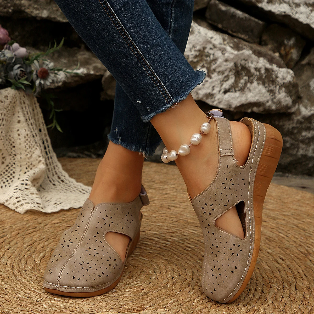 Vintage Women's Wedge Sandals Summer Hollow Out Slingback Casual Cutout Leather Shoes for Ladies 21 S8fa9fe48125149c28139f67bdee76c3bW