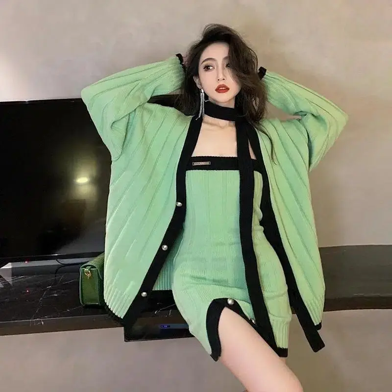 Sexy Two Piece Set 2024 Autumn Knitted Long Sleeve Cardigan Tops + Mini Bodycon Dress Matching Sets Casual Women Outfits Q794
Sexy Two Piece Set 2024 Autumn Knitted Long Sleeve Cardigan Tops + Mini Bodycon Dress Matching Sets Casual Women Outfits Q794