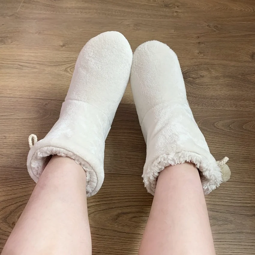 home Slipper Boots Womens Winter Warm Indoor Fur Ball Contton Plush Anti Skid Grip Thick Sole Fluffy Female Floor Shoes Ladies
home Slipper Boots Womens Winter Warm Indoor Fur Ball Contton Plush Anti Skid Grip Thick Sole Fluffy Female Floor Shoes Ladies