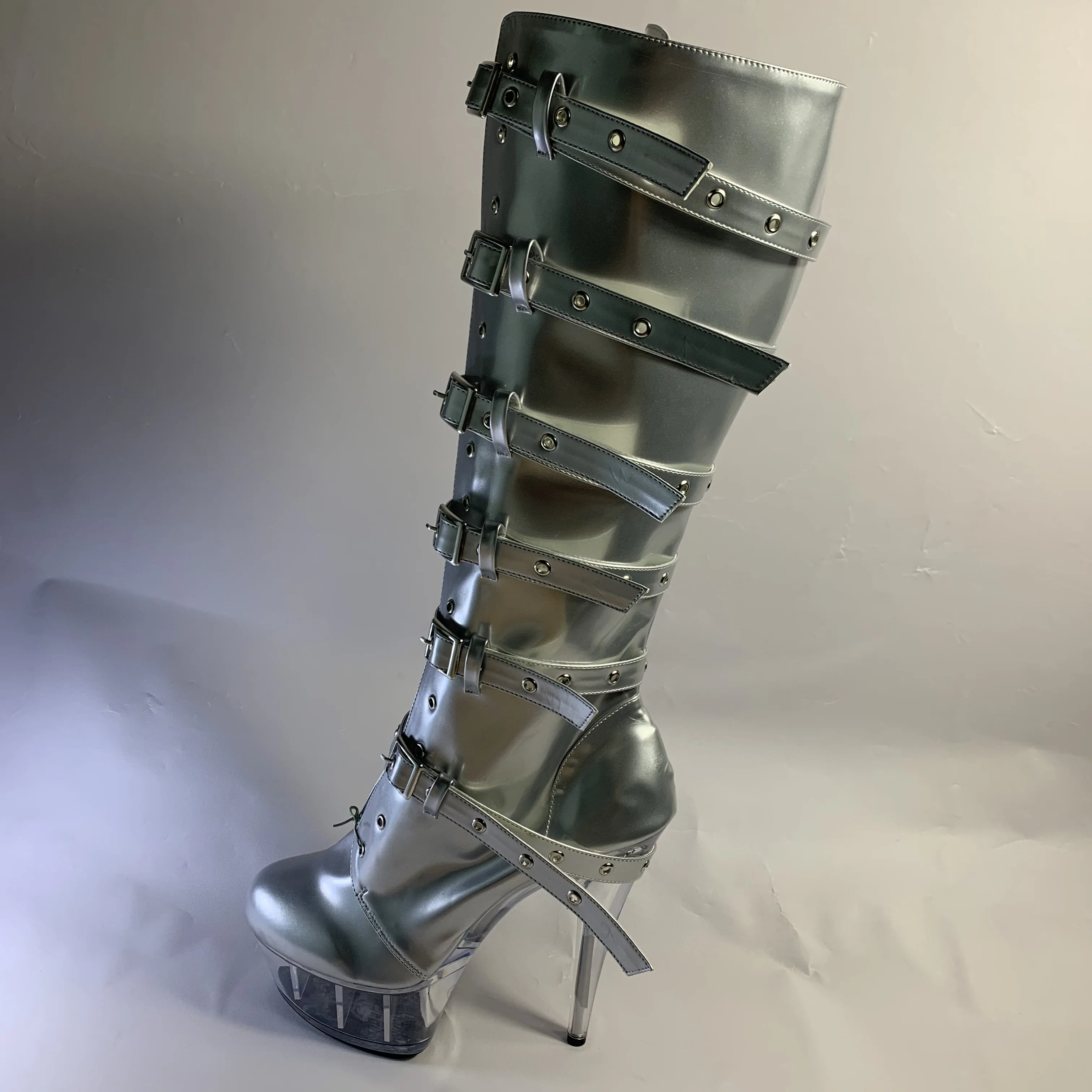 High 15 cm high - size sexy silver black knee high , PU material round toe high heels, rivet decoration new sexy dance shoes
High 15 cm high - size sexy silver black knee high , PU material round toe high heels, rivet decoration new sexy dance shoes