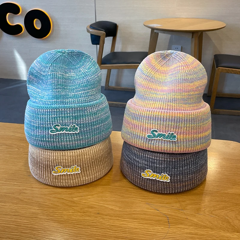 Gradient Woolen Cap Women's Autumn and Winter Letter Embroidery Knitted Earflaps Cap All-Match Beanie Hat Fashion
Gradient Woolen Cap Women's Autumn and Winter Letter Embroidery Knitted Earflaps Cap All-Match Beanie Hat Fashion