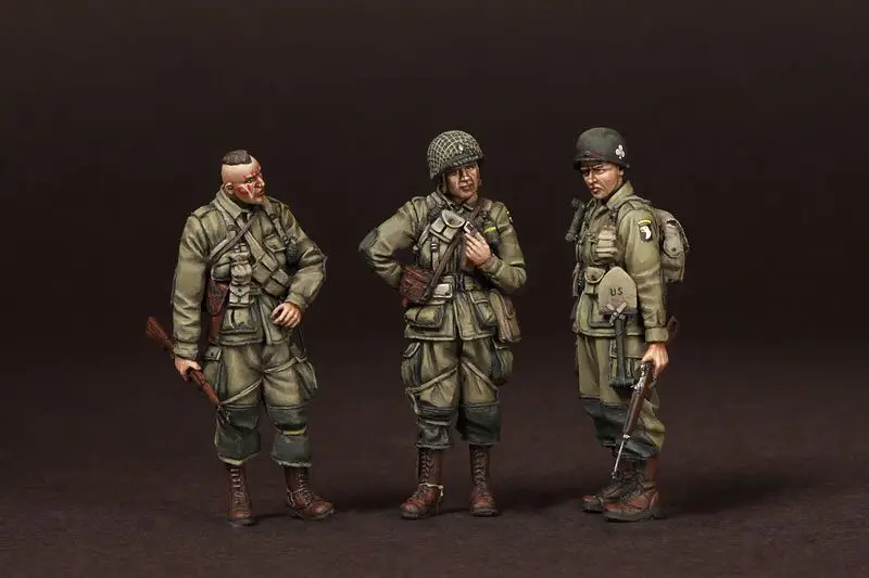 1:35 Scale Die-casting Resin Figure Model Assembly Kit US Airborne 3-person Model Unpainted and Needs To Be Assembled
1:35 Scale Die-casting Resin Figure Model Assembly Kit US Airborne 3-person Model Unpainted and Needs To Be Assembled