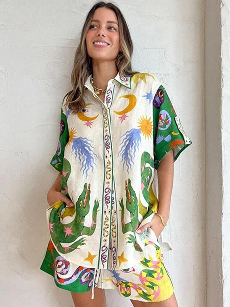 Summer2024 Print Women Shirt Shorts Sets Beach Holiday Casual Loose Lady Suits Short Sleeve Shirts Elastic Waist Shorts Set
Summer2024 Print Women Shirt Shorts Sets Beach Holiday Casual Loose Lady Suits Short Sleeve Shirts Elastic Waist Shorts Set
