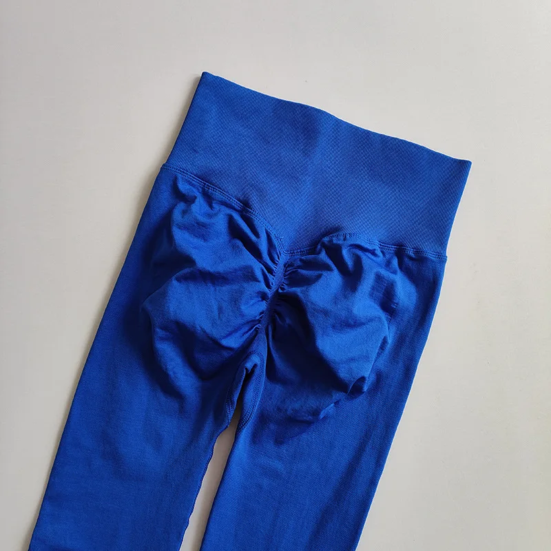 Женские леггинсы для фитнеса с эффектом пуш-ап и высокой талией
Женские леггинсы для фитнеса с эффектом пуш-ап и высокой талией