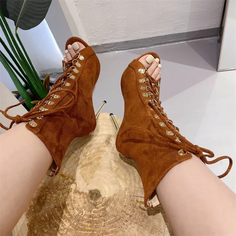 Fashion Rivet Stiletto Heels Woman's Ankle Boots High Quality Open Toe Stripper Sandals Sexy T-tied Shoes Boots Women
Fashion Rivet Stiletto Heels Woman's Ankle Boots High Quality Open Toe Stripper Sandals Sexy T-tied Shoes Boots Women