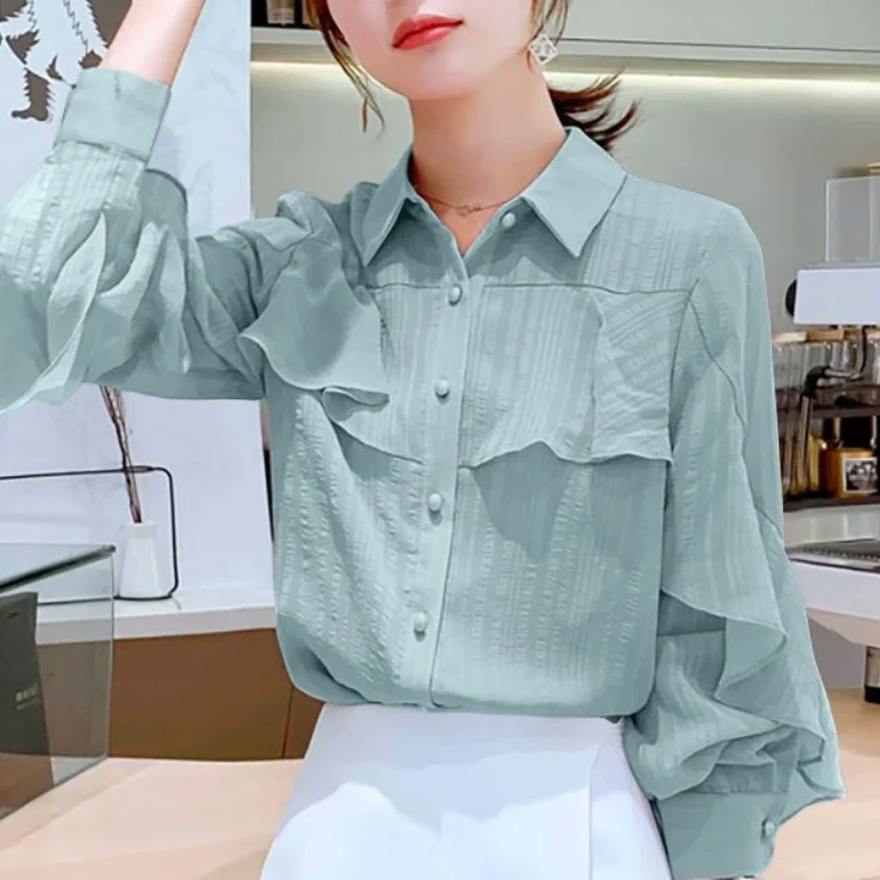 Women's Spring Summer Korean New Polo Collar Chiffon Shirt Fashion Elegant Button Splicing Casual Versatile Long Sleeved Tops
Women's Spring Summer Korean New Polo Collar Chiffon Shirt Fashion Elegant Button Splicing Casual Versatile Long Sleeved Tops