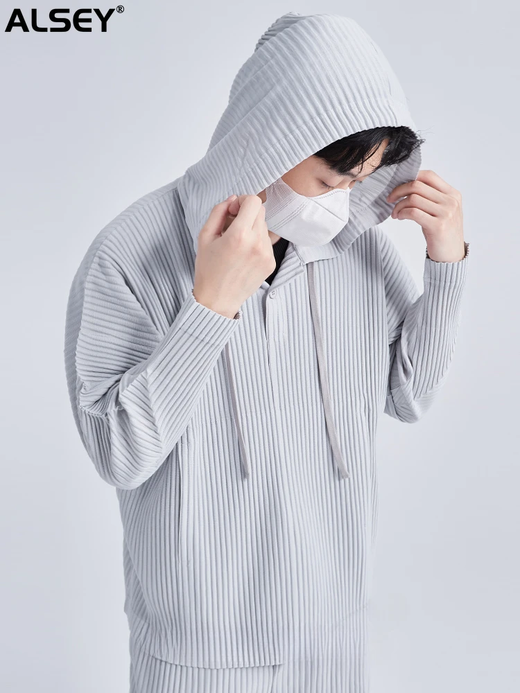ALSEY Miyake Japanese Long Sleeve with Hat Casual Loose Solid Color Fashion Pleated Hooded American Sweatshirt Men's Clothing
ALSEY Miyake Japanese Long Sleeve with Hat Casual Loose Solid Color Fashion Pleated Hooded American Sweatshirt Men's Clothing
