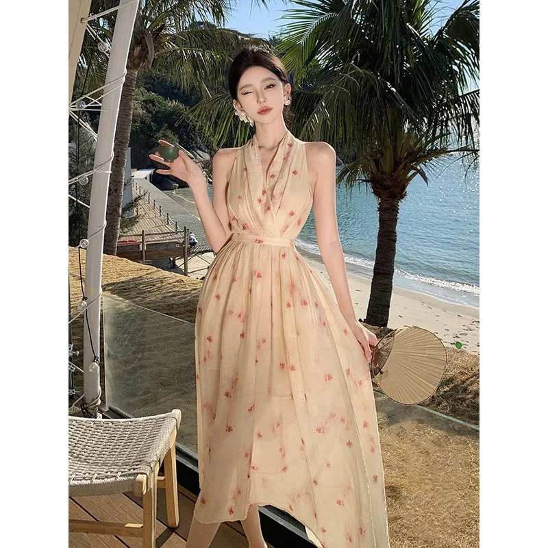 New Chinese SleevelessvCollar Halter Floral Dress for Women Summer Senior Sexy Temperament Waist-Tight Seaside Vacation Dress
New Chinese SleevelessvCollar Halter Floral Dress for Women Summer Senior Sexy Temperament Waist-Tight Seaside Vacation Dress
