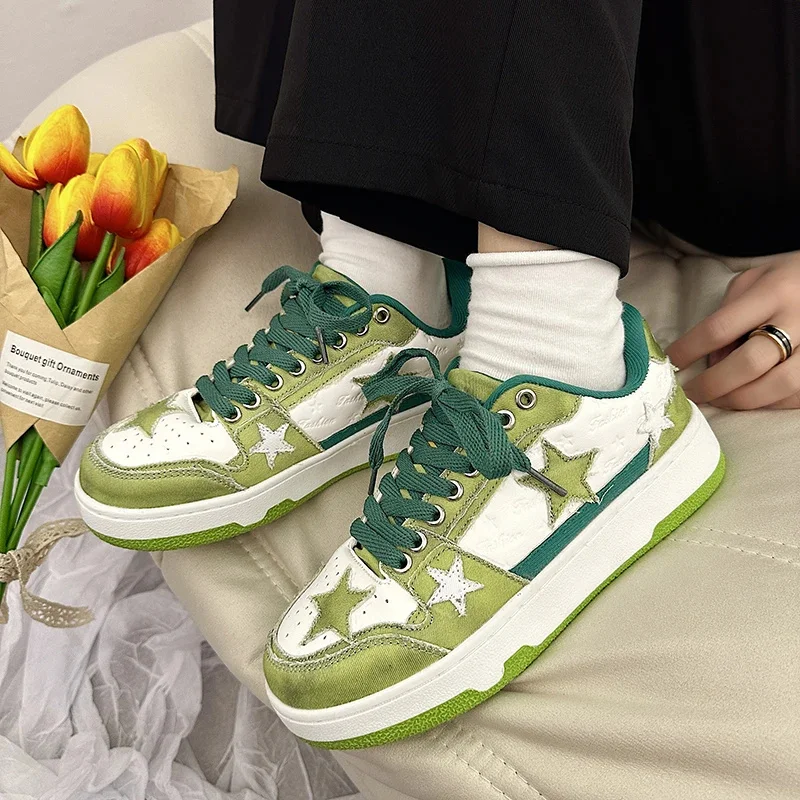 Brand Men Sneakers Women Fashion Running Shoes Breathable Outdoor 2023 New Male Couples Designer Trendy Sports Sneakers Footwear
Brand Men Sneakers Women Fashion Running Shoes Breathable Outdoor 2023 New Male Couples Designer Trendy Sports Sneakers Footwear