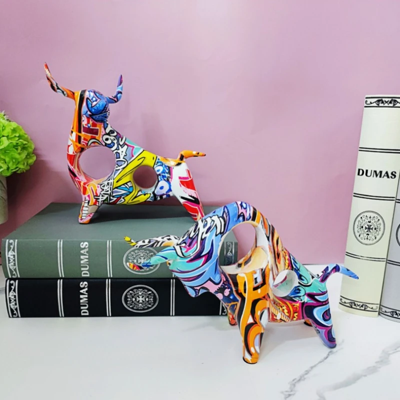 

European-style art colorful cow statue resin handicraft, home porch living room office table sculpture decoration, blessing gift
