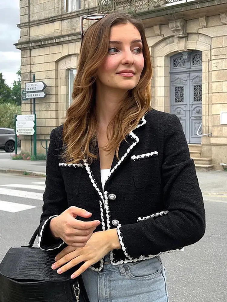 Женское Модное Элегантное укороченное Стеганое пальто с длинным рукавом, однобортная приталенная куртка, осень/зима 2023, искусственное уличное пальто
Женское Модное Элегантное укороченное Стеганое пальто с длинным рукавом, однобортная приталенная куртка, осень/зима 2023, искусственное уличное пальто