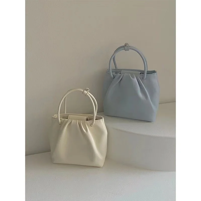 Spring/Summer 2023 New Mini Lingge Small Fragrant Chain Bag Versatile One Shoulder Crossbody Small Bag
Spring/Summer 2023 New Mini Lingge Small Fragrant Chain Bag Versatile One Shoulder Crossbody Small Bag