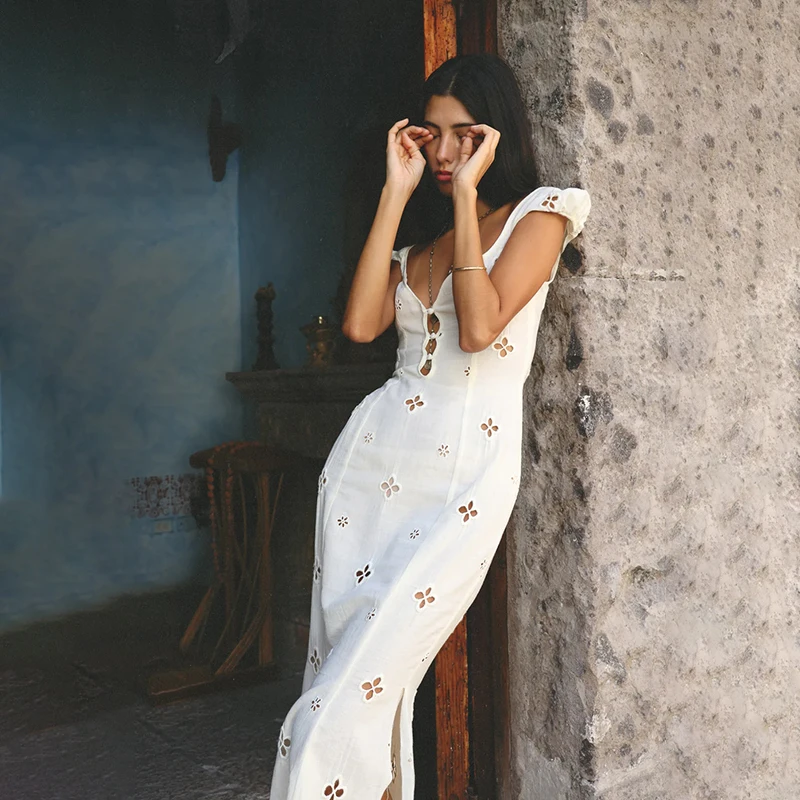 Summer Cotton Heavy Industry Embroidered Slim Fit Mid Length Dress
Summer Cotton Heavy Industry Embroidered Slim Fit Mid Length Dress