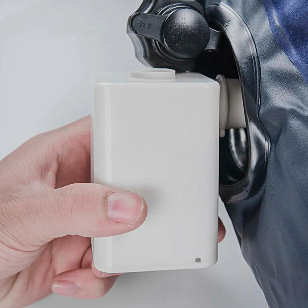 Air Pump Quick Inflate Deflate Good Heat Dissipation High-Pressure Shock-absorbing Fast Inflating Rechargeable Air Compressor
Air Pump Quick Inflate Deflate Good Heat Dissipation High-Pressure Shock-absorbing Fast Inflating Rechargeable Air Compressor