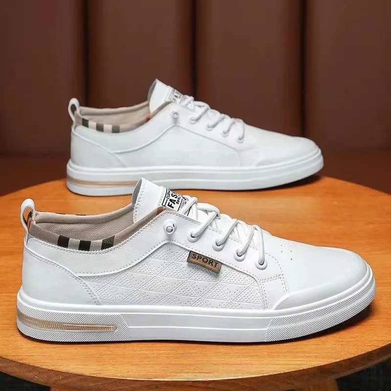 Men's Shoes Fashion Brand Comfortable Sneaker New Breathable Flats Outdoor Casual Shoes For Men Vulcanized Shoes Tenis Masculino
Men's Shoes Fashion Brand Comfortable Sneaker New Breathable Flats Outdoor Casual Shoes For Men Vulcanized Shoes Tenis Masculino