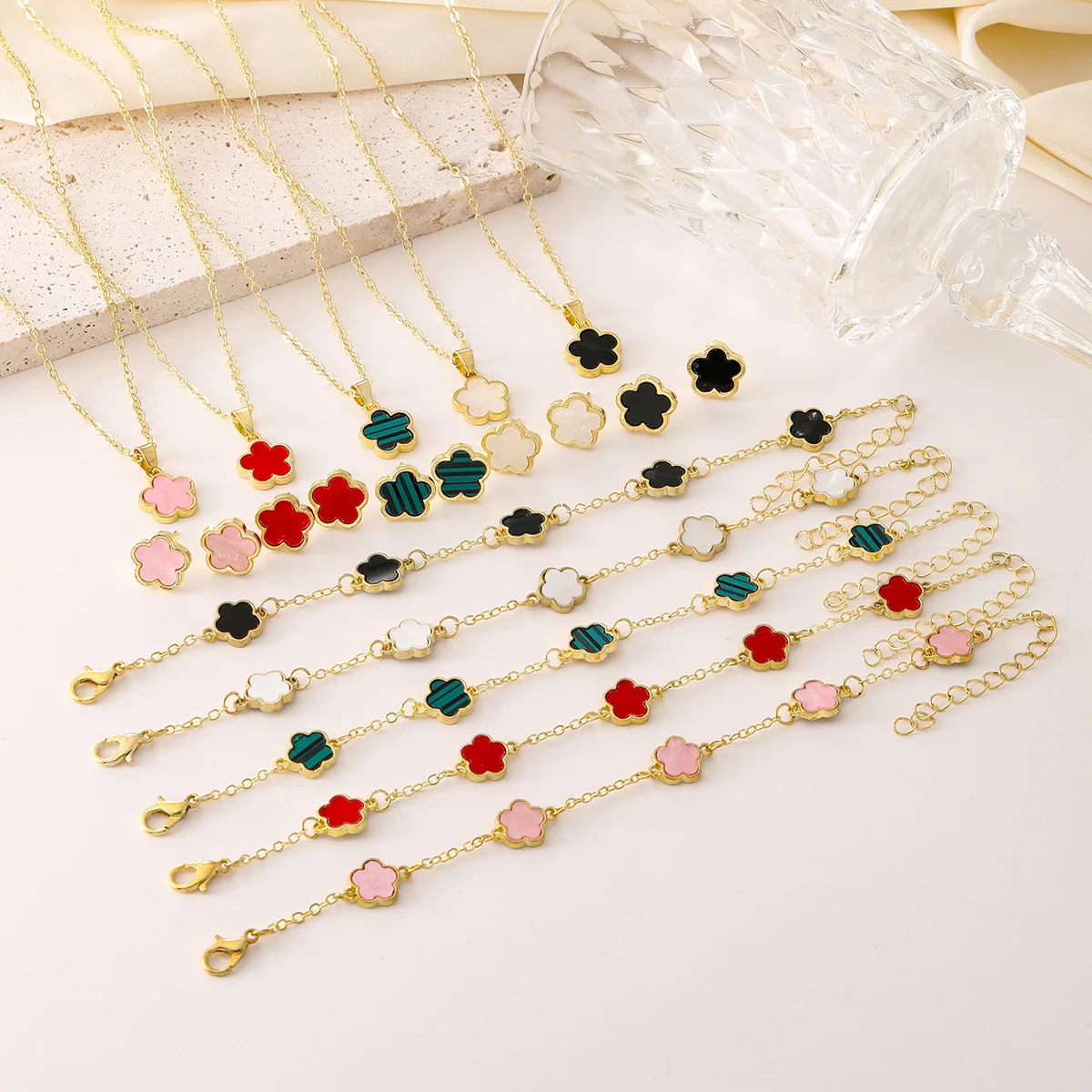 2pc Trend New Lucky Five-Leaf Flower Adjustable Necklace Bracelet Ladies Luxury Charm lively Party Jewelry Gifts 21 S90a0dea826404f10a85da50e08f4de8fT