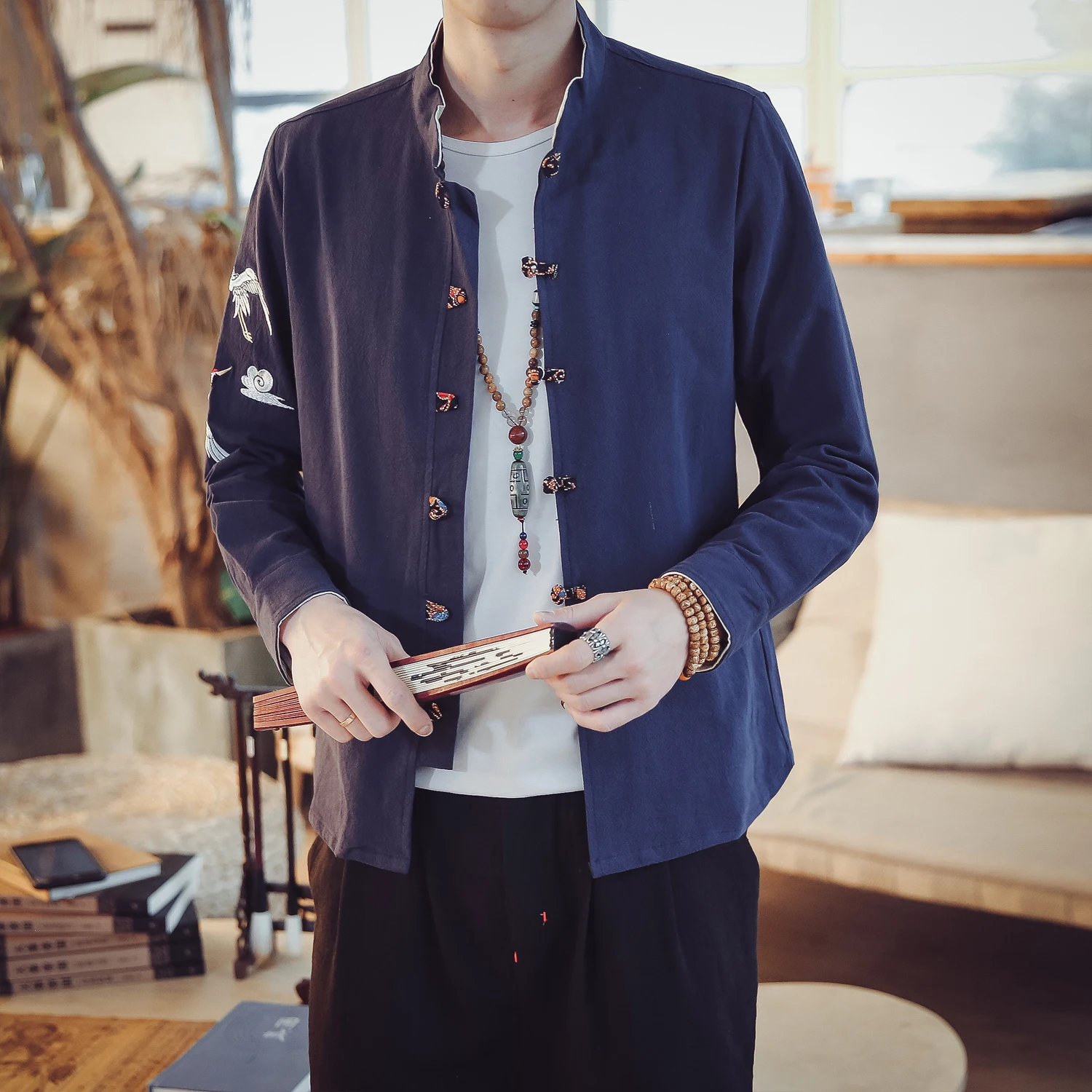Men's New Chinese 80s Style Linen Cotton High-grade Brand Shirts Long Sleeves Embroidered Vintage Shirt Disc Button Top Clothes
Men's New Chinese 80s Style Linen Cotton High-grade Brand Shirts Long Sleeves Embroidered Vintage Shirt Disc Button Top Clothes