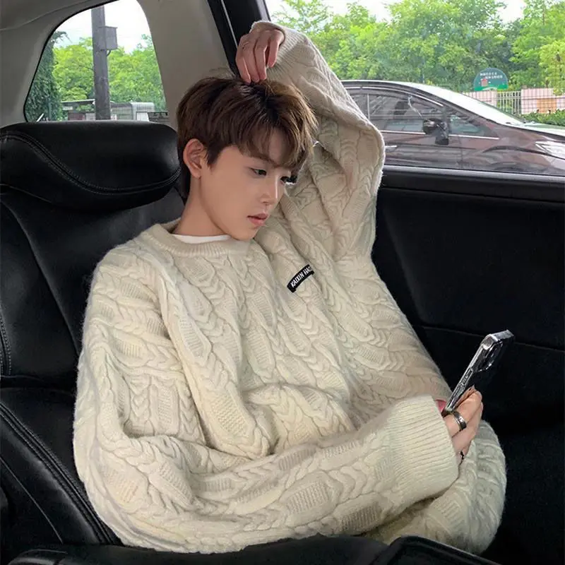 Japanese simple round neck sweater for men 2023 new winter lazy style couple style loose retro Korean style twist niche sweater
Japanese simple round neck sweater for men 2023 new winter lazy style couple style loose retro Korean style twist niche sweater