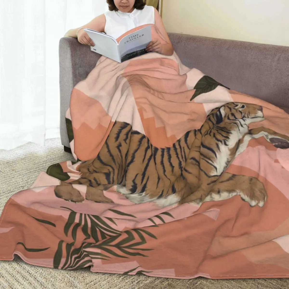 

Running Tiger Flannel Blankets Leaves Animal Warm Soft Bedding Throws for Couch Chair Travel Novelty Bedspread Sofa Bed Cover