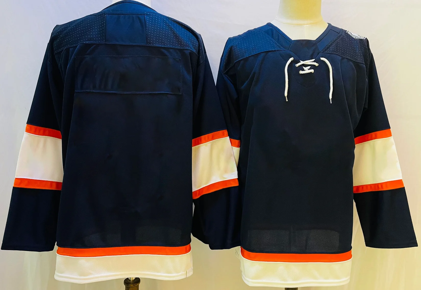 2023 Retro Hockey Jersey Customized Hockey Jersey Edmonton Ice Hockey Jersey Your Name Any Number Sport Sweater All Stitched
2023 Retro Hockey Jersey Customized Hockey Jersey Edmonton Ice Hockey Jersey Your Name Any Number Sport Sweater All Stitched