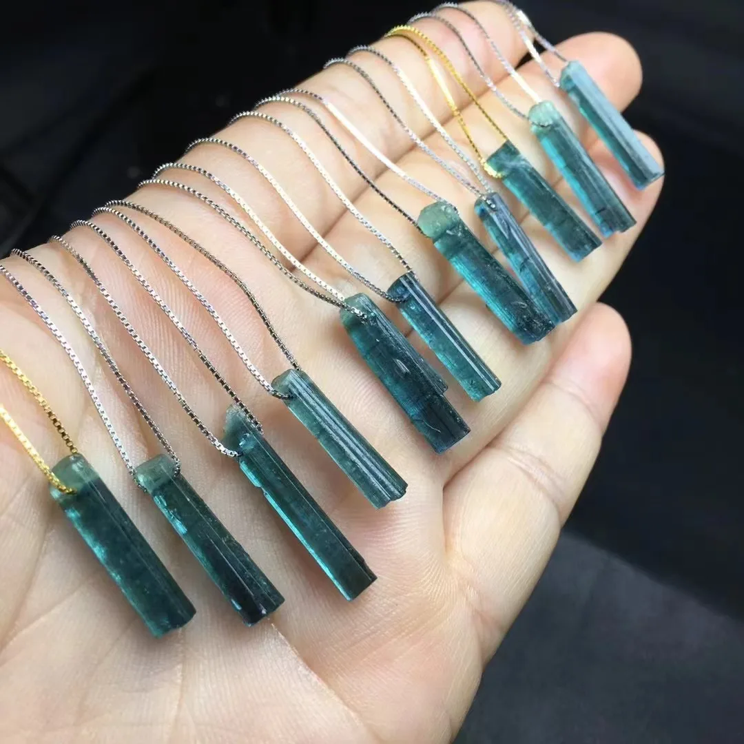 Unit One Piece 925 Silver Chain With Hot Selling Natural Blue Tourmaline Crystal Healing Column Pendant Fashion For Gift
Unit One Piece 925 Silver Chain With Hot Selling Natural Blue Tourmaline Crystal Healing Column Pendant Fashion For Gift