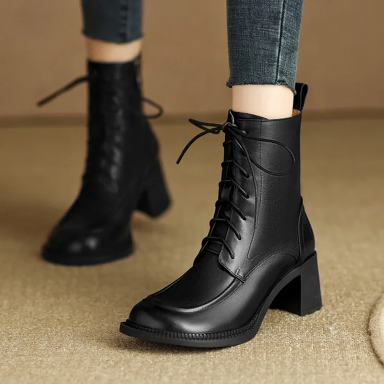 Handmade Black Real Leather Women Ankle Boots Platform Round Toe Autumn Riding Botas Square High Heels Winter Botines Femmes
Handmade Black Real Leather Women Ankle Boots Platform Round Toe Autumn Riding Botas Square High Heels Winter Botines Femmes