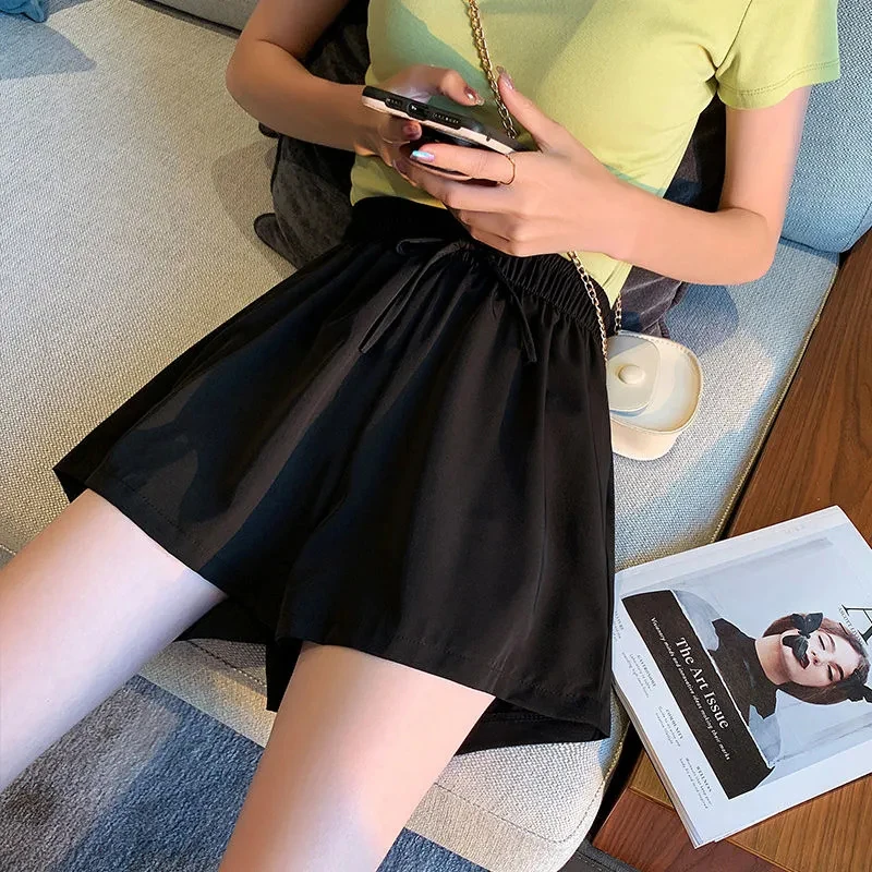 Zoki Summer Ice Silk Shorts Women Fashion Loose Chiffon Casual Black Wide Leg Shorts Harajuku Elastic Waist Pink Sports Shorts
Zoki Summer Ice Silk Shorts Women Fashion Loose Chiffon Casual Black Wide Leg Shorts Harajuku Elastic Waist Pink Sports Shorts