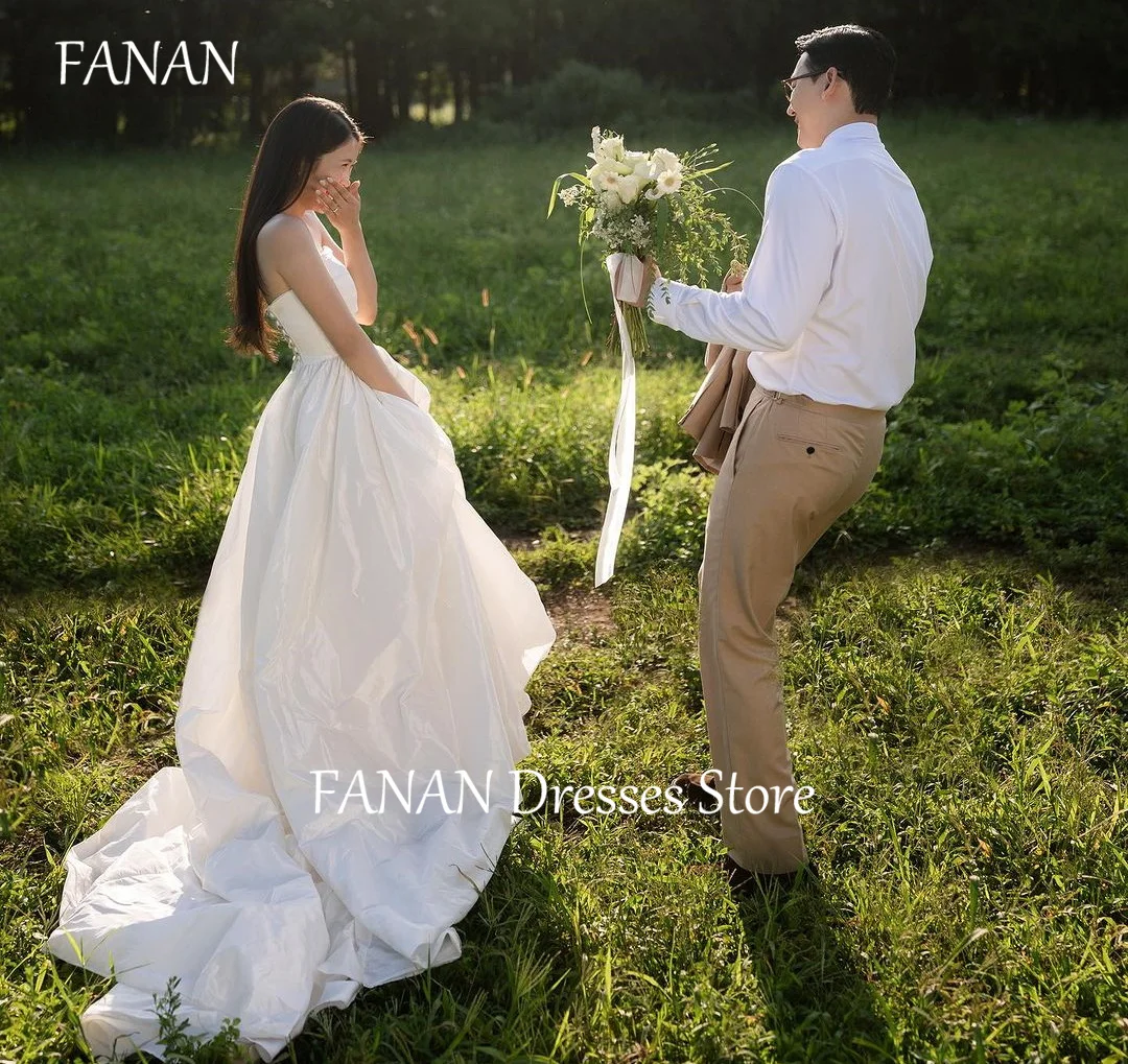 

FANAN Korea Ivory Strapless Simple Wedding Dresses 웨딩드레스 A-Line Corset Sleeveless Taffeta Custom Made Bride Gowns Plus Size