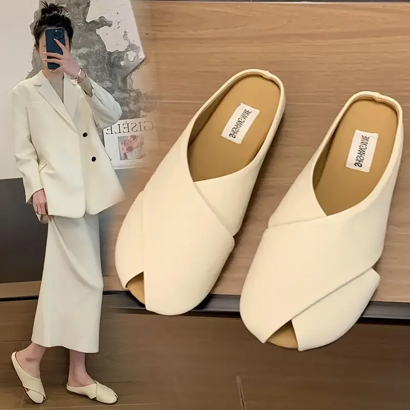 Женские шлепанцы с закрытым носком, мягкая подошва, плоская подошва, модные уличные тапочки, весна-лето
Женские шлепанцы с закрытым носком, мягкая подошва, плоская подошва, модные уличные тапочки, весна-лето