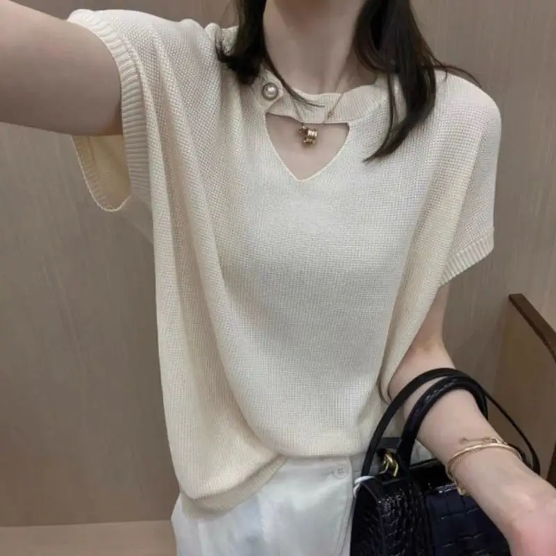 

Summer New Solid Color Button Hollow Out Screw Thread Crew Neck Spliced Short Sleeve Fashion Slim All-match Women's Knitted Tops