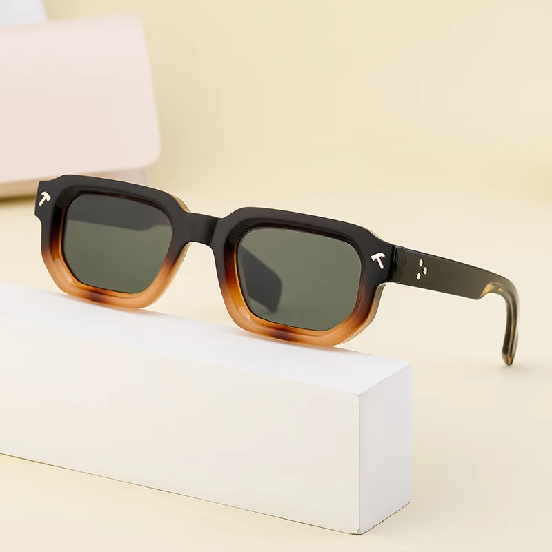 

2024 New Men's Square Polarized Sunglasses Trendy Women's Sunshades Men's Retro Advanced Driving Mirrors Outdoor Riding Mirrors
