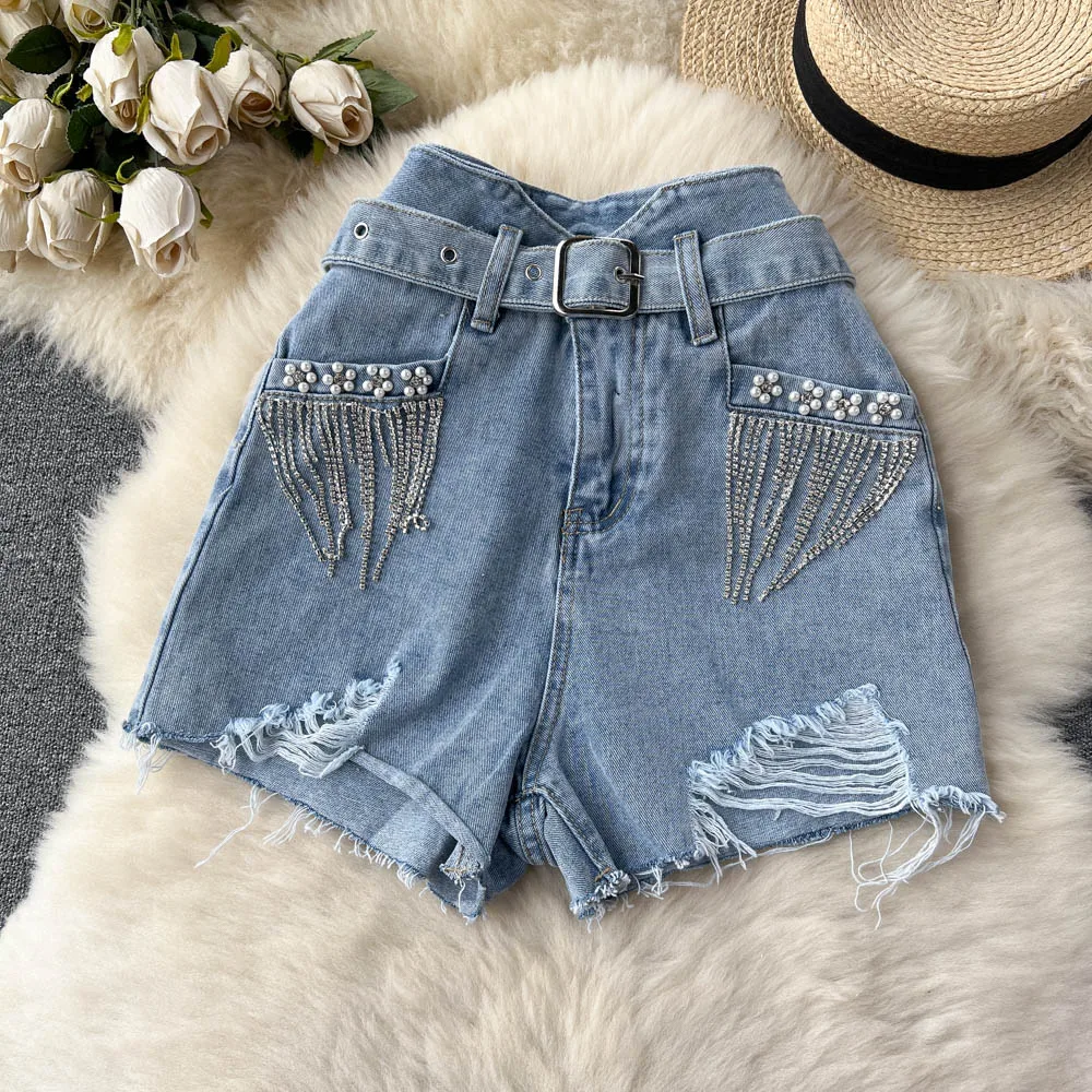 Beaded Sequin Fringed Ripped Denim Shorts Women 2023 Summer Wear New High Waist Slimming Wide Leg Hot Pants Tassel Shorts
Beaded Sequin Fringed Ripped Denim Shorts Women 2023 Summer Wear New High Waist Slimming Wide Leg Hot Pants Tassel Shorts
