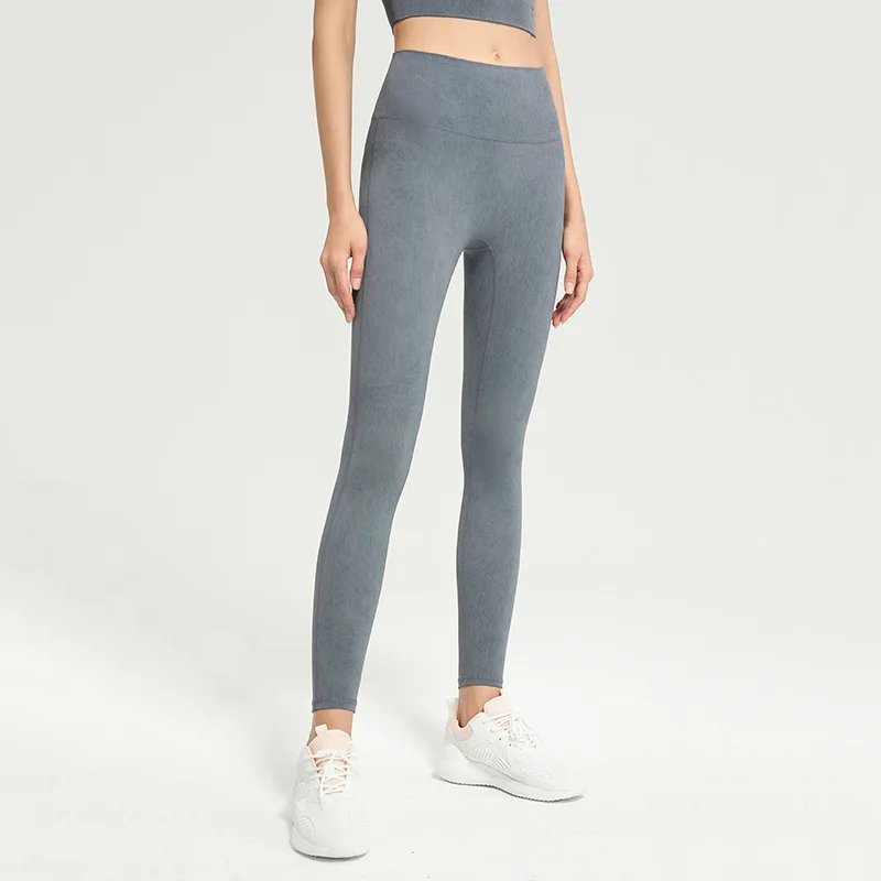 

Nude Feeling High Waist Lifting Hips Honey Peach Hips No Awkwardness Thread Fitness Women's LuluLemonS Yoga Camo Crop Pants