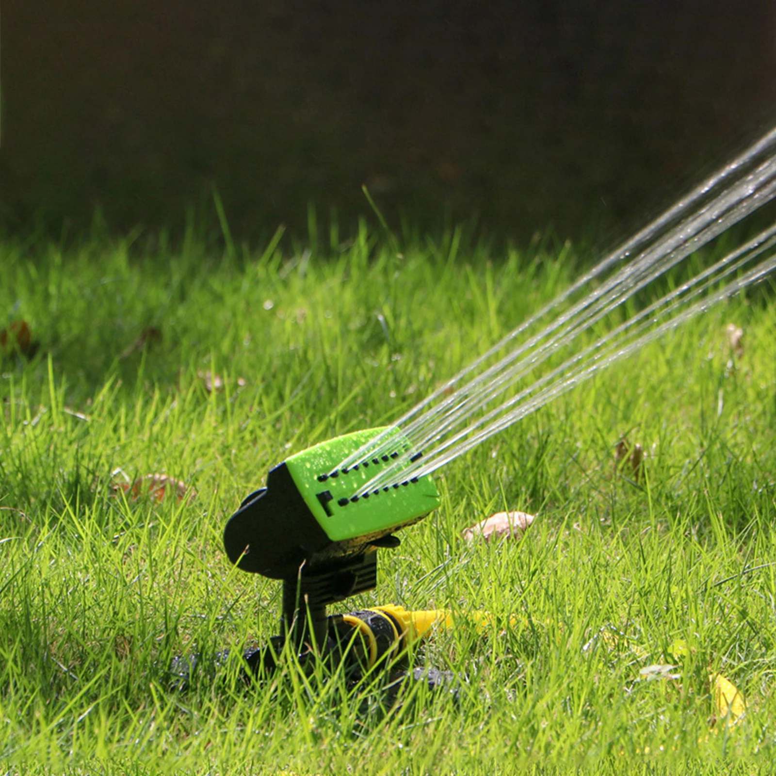 16 Holes Garden Sprinkler 180° Rotating Automatic Watering Irrigation System Outdoor Garden Lawn Patio Courtyard Water Sprayer
16 Holes Garden Sprinkler 180° Rotating Automatic Watering Irrigation System Outdoor Garden Lawn Patio Courtyard Water Sprayer