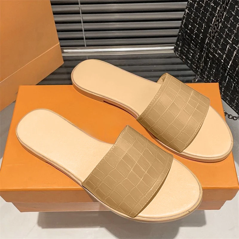 High Quality Luxury Designer Women High Quality Slippers Classic Fashion Summer Leather Women's Sandals Flat Slippers
High Quality Luxury Designer Women High Quality Slippers Classic Fashion Summer Leather Women's Sandals Flat Slippers