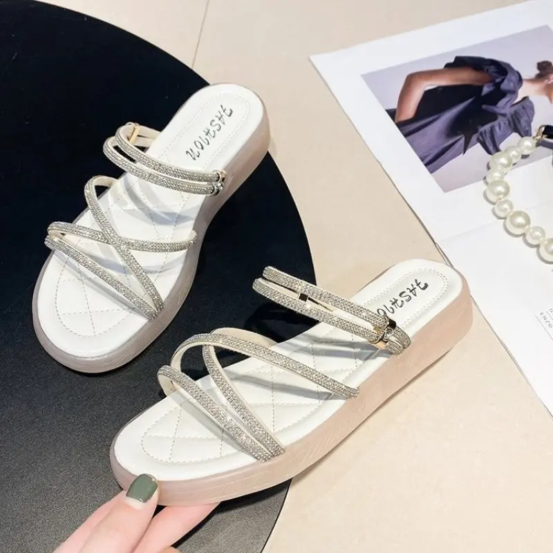 

Fashion Bright Diamond Roman Sandals Women's Summer New Increased Platform Shoes Wear Open-toed Slippers Casual Beach Shoes 2024