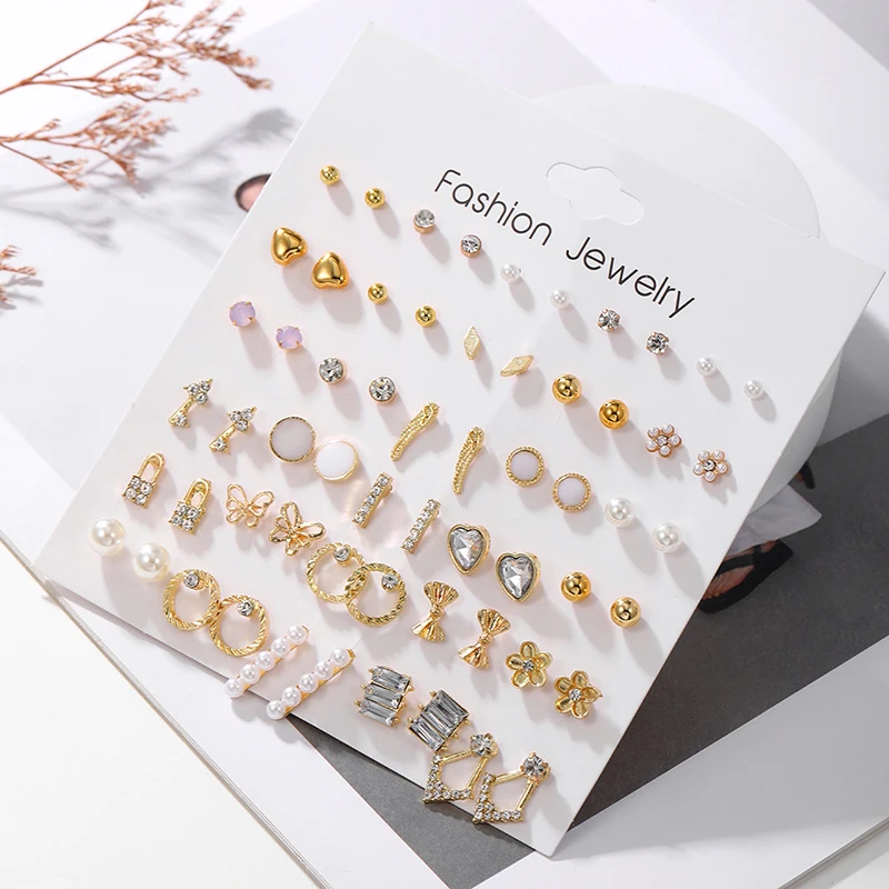 

Geometric 30 Pairs/lot Korean Fashion Sweet Heart-shaped Imitation-pearl Stud Earring For Women Daily Student Friends Jewelry
