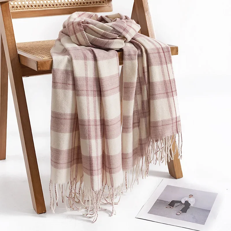 Fashion plaid imitated cashmere scarf women's autumn and winter commute all cold neck neck collar simple elegant warm shawl
Fashion plaid imitated cashmere scarf women's autumn and winter commute all cold neck neck collar simple elegant warm shawl