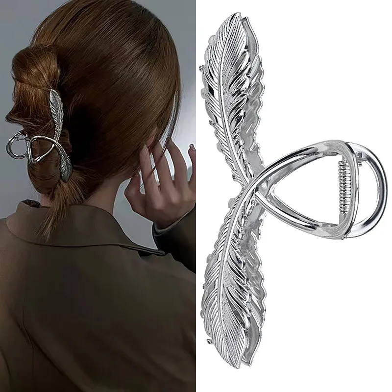 Заколка для волос в минималистическом стиле, металлическая заколка-пряжка в форме пера, для прически «конский хвост», подарок, аксессуар для волос 
Заколка для волос в минималистическом стиле, металлическая заколка-пряжка в форме пера, для прически «конский хвост», подарок, аксессуар для волос
