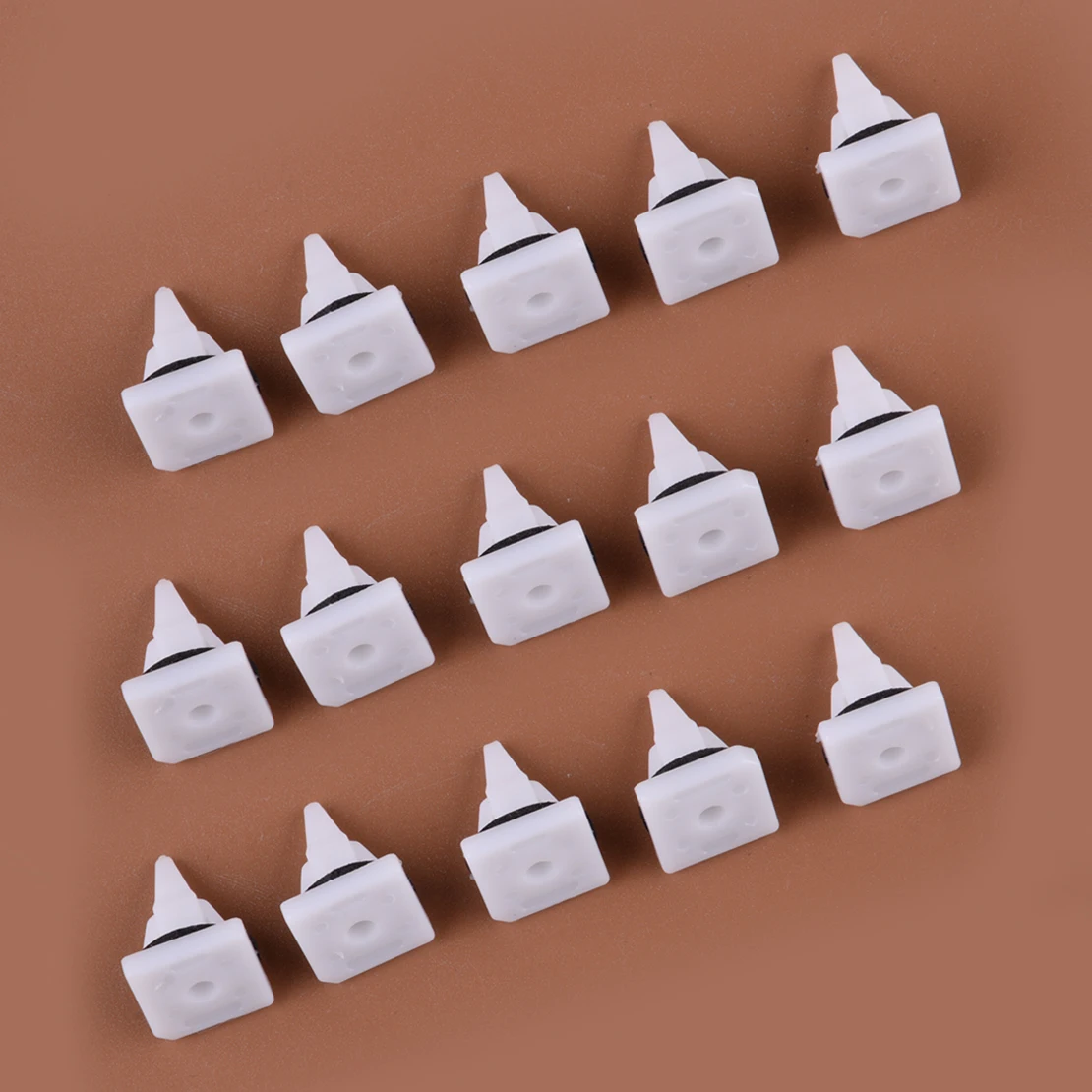 50Pcs MB361578 Side Skirt Body Molding Trim Grommets Retainers Clips Fit for Mitsubishi Outlander Eclipse Cross Galant MR280579
50Pcs MB361578 Side Skirt Body Molding Trim Grommets Retainers Clips Fit for Mitsubishi Outlander Eclipse Cross Galant MR280579