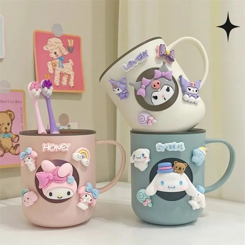 Новинка Sanrio Pachacco аниме my melody Kuromi Cinnamoroll Милая креативная чашка для мытья с мультяшным рисунком чашка для воды подарок для детей и студентов
Новинка Sanrio Pachacco аниме my melody Kuromi Cinnamoroll Милая креативная чашка для мытья с мультяшным рисунком чашка для воды подарок для детей и студентов