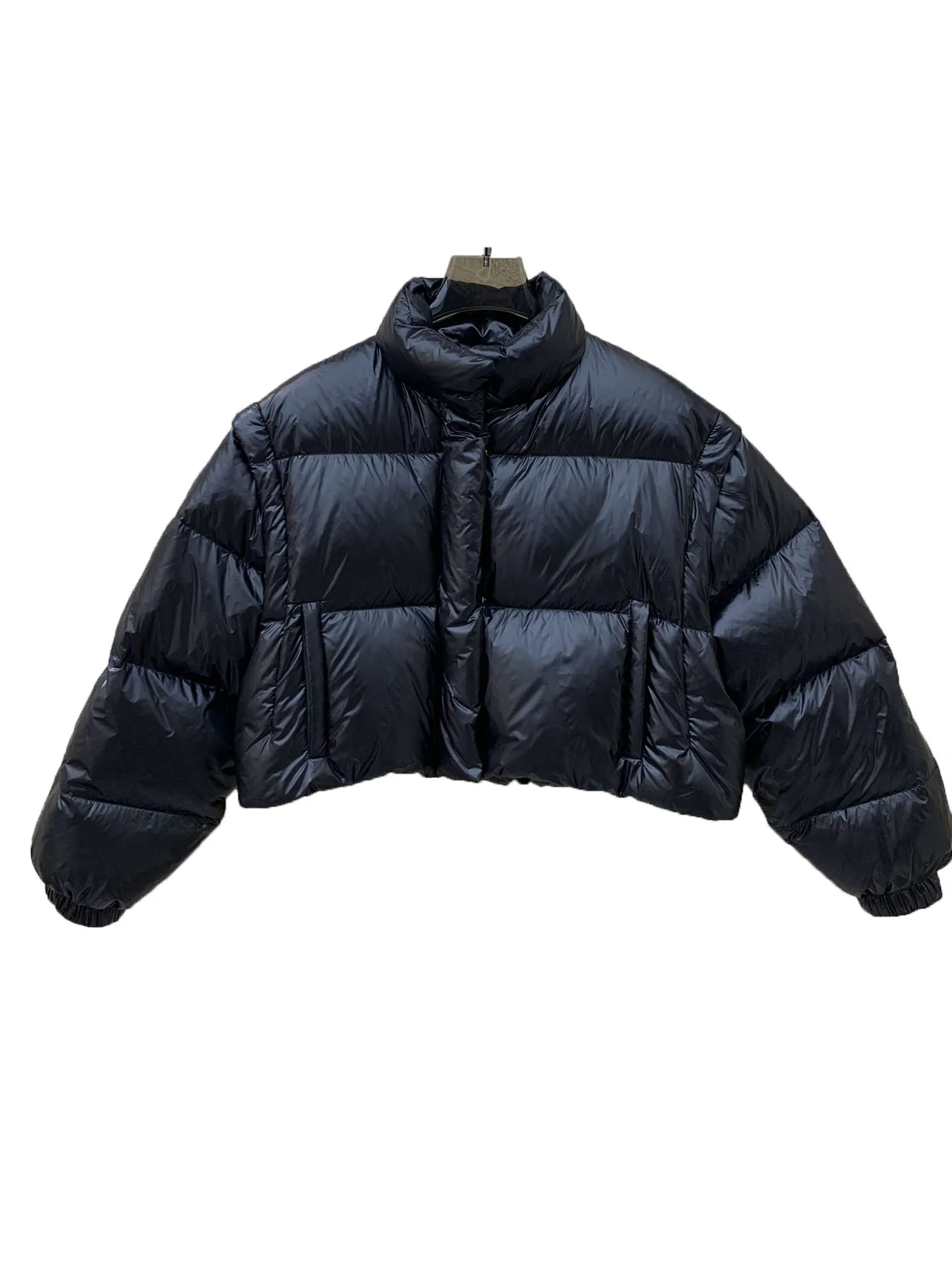 Down jacket stand-up collar short loose fit sleeve removable design warm and comfortable 2023 winter new 1128
Down jacket stand-up collar short loose fit sleeve removable design warm and comfortable 2023 winter new 1128