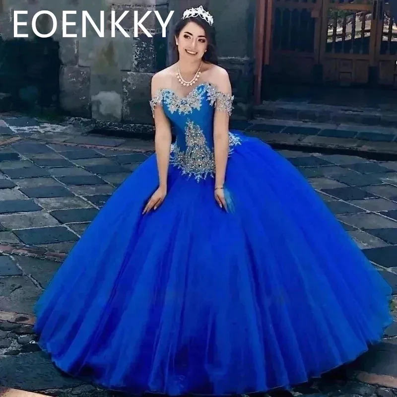 New Sweet Princess Prom Dresses Embroidered Flower Off Shoulder Party Dress Black Girl Evening Gown Vestidos de 15 quinceañera
New Sweet Princess Prom Dresses Embroidered Flower Off Shoulder Party Dress Black Girl Evening Gown Vestidos de 15 quinceañera