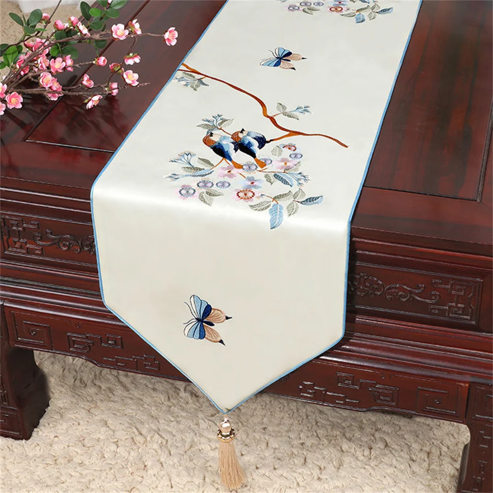 Luxury Jacquard Elegant Damask Table Runners for Wedding Christmas Dinner Party Table Decoration Silk Satin Table Cloth New 2022
Luxury Jacquard Elegant Damask Table Runners for Wedding Christmas Dinner Party Table Decoration Silk Satin Table Cloth New 2022