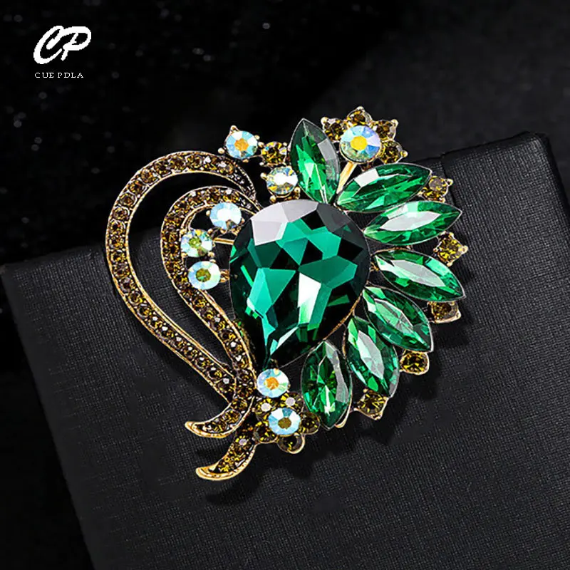 Temperament Jewelry Fashion Personality Color Rhinestone Brooch Corsage Atmospheric Men and Women's Clothing Accessories
Temperament Jewelry Fashion Personality Color Rhinestone Brooch Corsage Atmospheric Men and Women's Clothing Accessories
