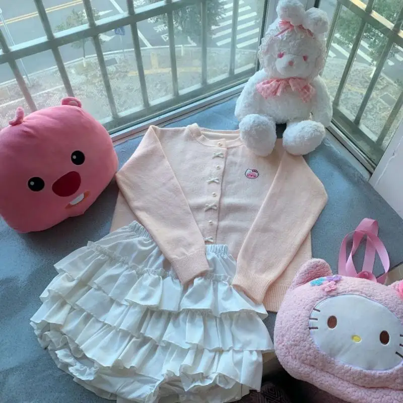 Мультяшный Sanrioed аниме Hello Kittys кардиган свитер Ins девочка сердечки кавайный универсальный топ праздничные подарки
Мультяшный Sanrioed аниме Hello Kittys кардиган свитер Ins девочка сердечки кавайный универсальный топ праздничные подарки