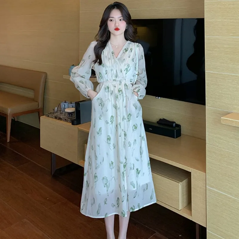 2023 Summer New Dress Advanced Sense Tea Break French V-neck Printing Waist Retraction Appear Thin Puff Sleeve Free Shipping
2023 Summer New Dress Advanced Sense Tea Break French V-neck Printing Waist Retraction Appear Thin Puff Sleeve Free Shipping